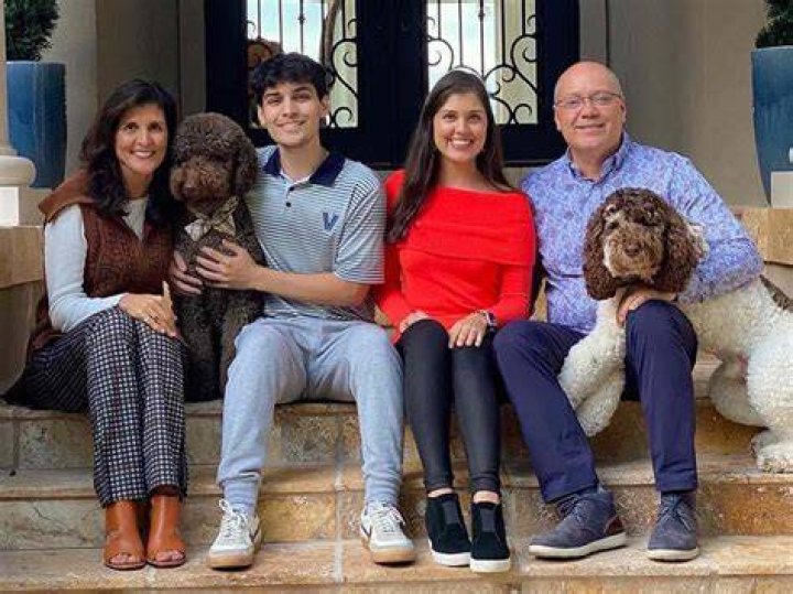 Claudia Vergara's Parents And Their Role In Her Success
